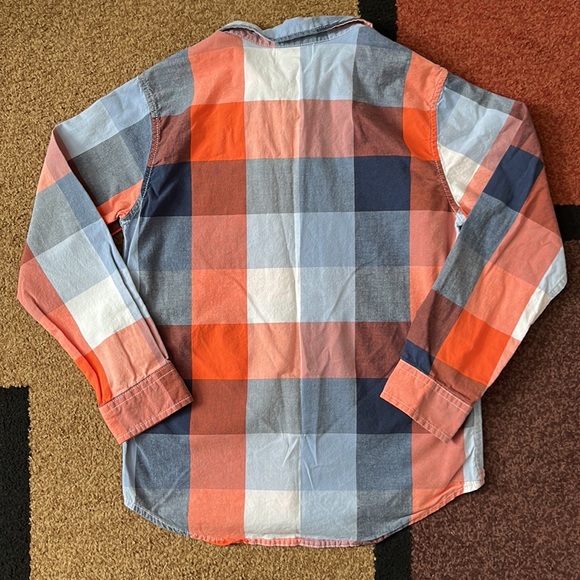 Old Navy - Boys Plaid Button Up - Size S (6/7) - Picture 7 of 7